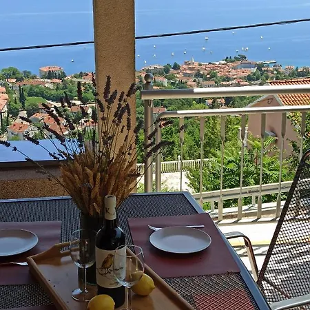 Lemon No. 205 Apartment